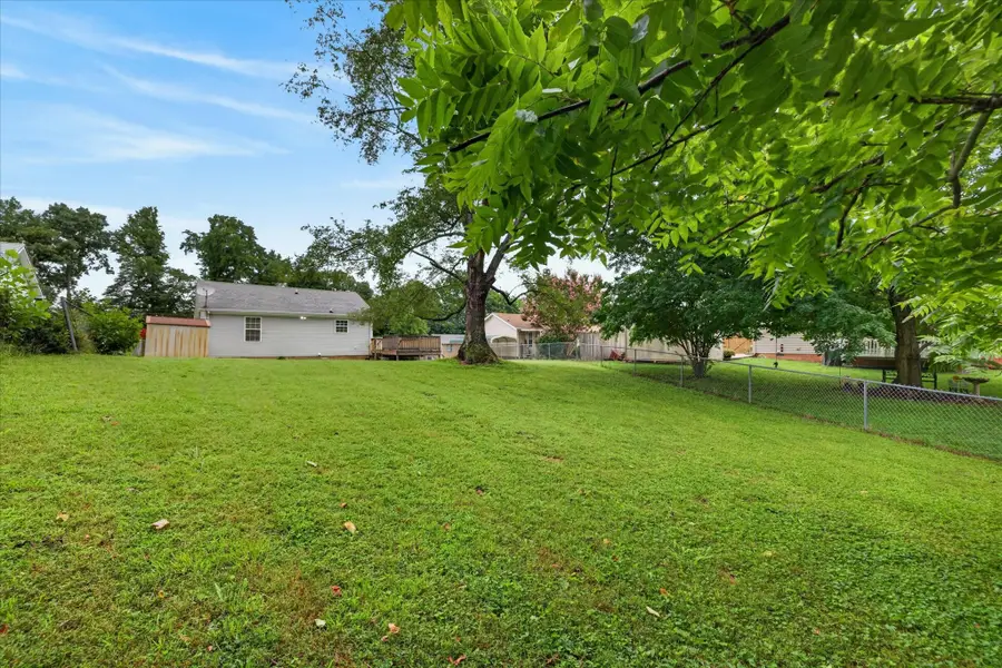 356 Erie Dr, Clarksville, TN 37040 - #3