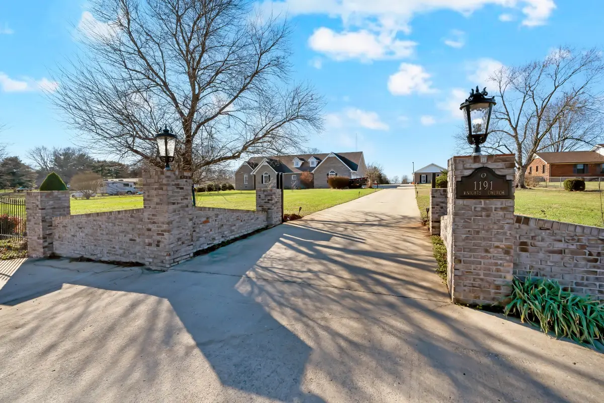 1191 Knights Church Rd, Decherd, TN 37324 - #1