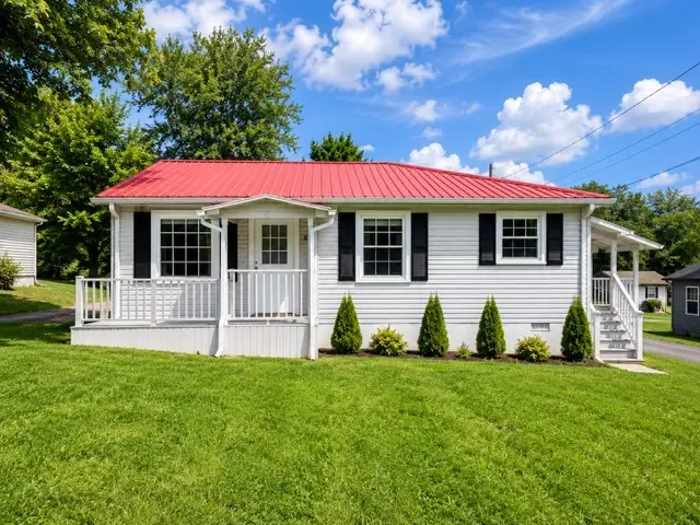 310 W End Ave, McMinnville, TN 37110 - #1