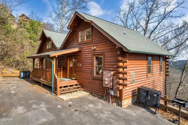 3012 Legacy Vista Drive, Sevierville, TN 37876