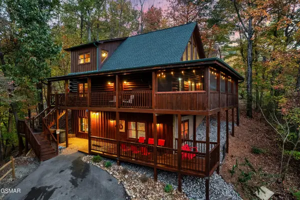 1617 Silver Poplar Lane, Sevierville, TN 37876