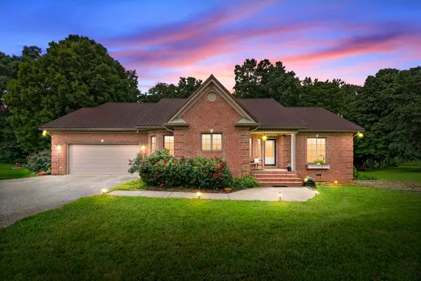 3055 Quisenberry Ln, Hopkinsville, KY 42240