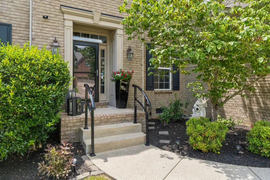 3572 Fair Meadows Dr, Nashville, TN 37211 - #3