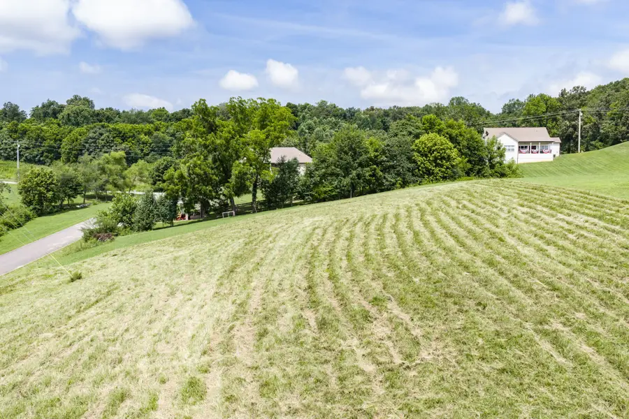 612 Thompson Creek Ln, Cookeville, TN 38506 - #2