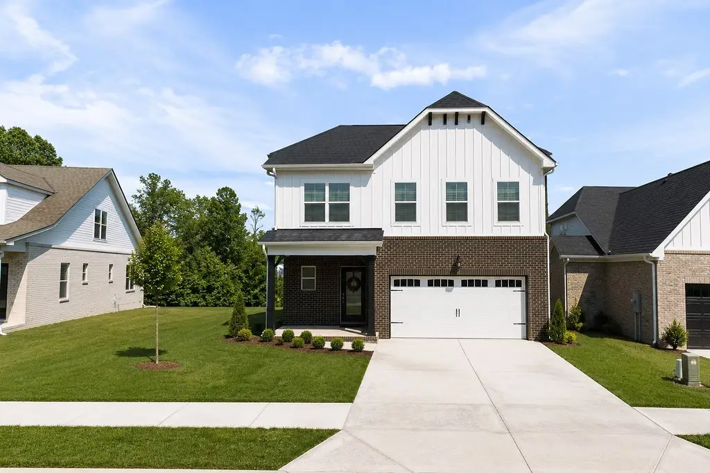 218 Hudson Dr, Gallatin, TN 37066 - #1