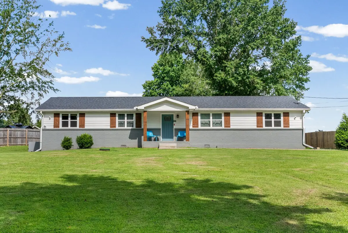 1931 Blue Bird Dr, Pleasant View, TN 37146 - #1