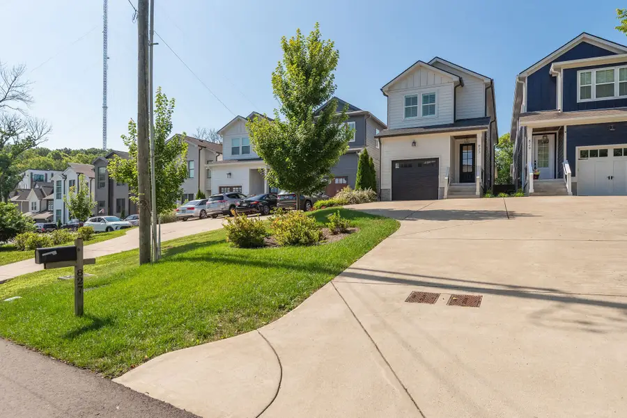 827 Watts Ln, Nashville, TN 37209 - #3