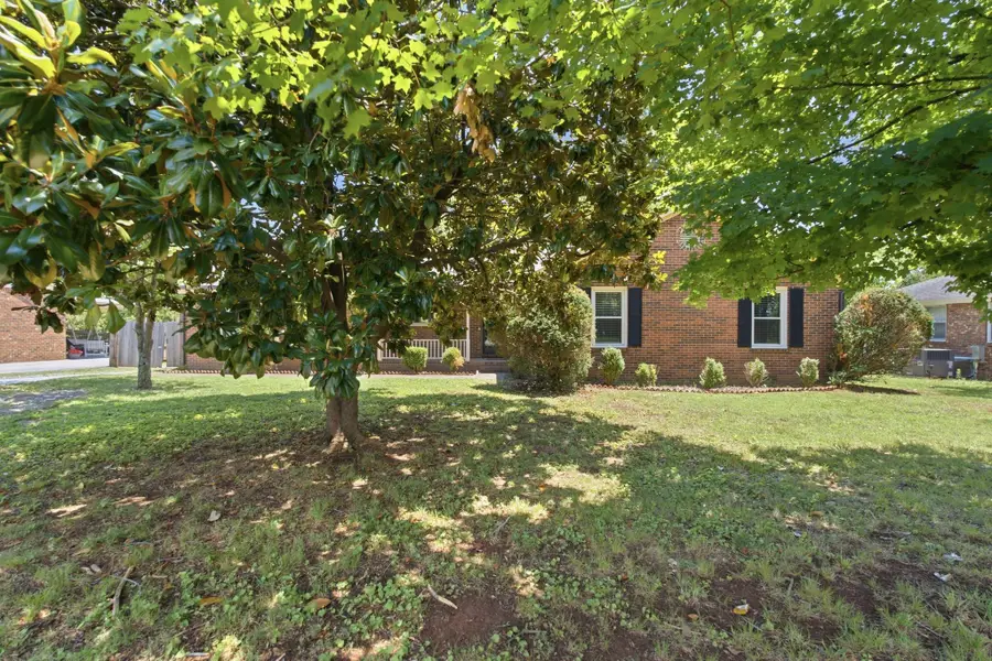 562 Sharondale Dr, Murfreesboro, TN 37129 - #3