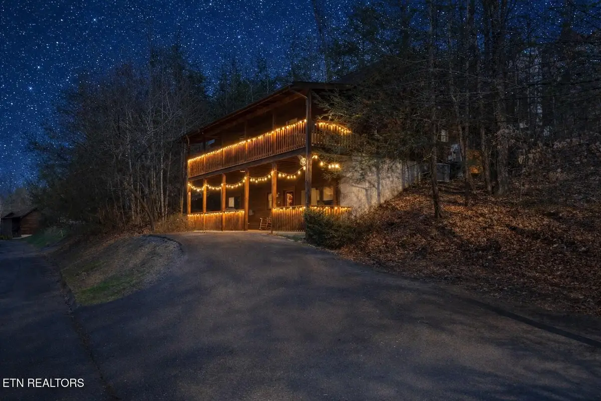 653 Eagles Boulevard Way, Pigeon Forge, TN 37863 - #1