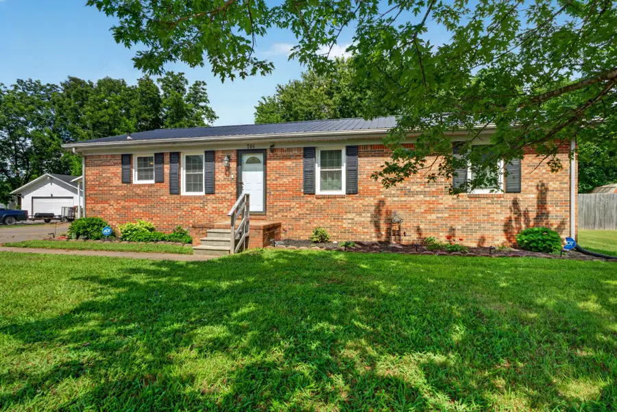 701 Pineridge Dr, Hopkinsville, KY 42240 - #3
