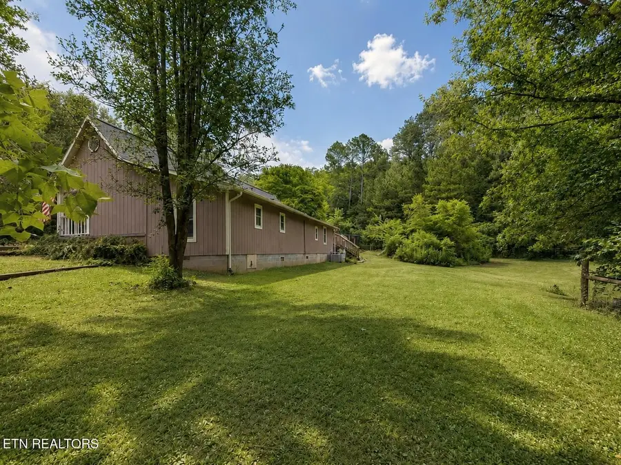 131 Campbell Rd, Newport, TN 37821 - #3