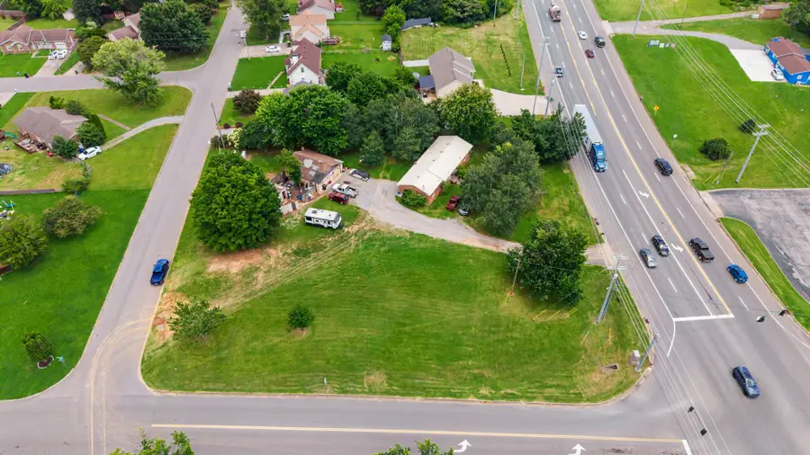 801 Tiny Town Rd, Clarksville, TN 37042 - #2