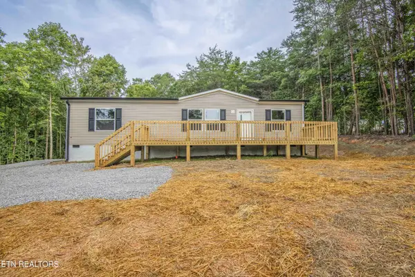 310 Valley Drive, Loudon, TN 37774
