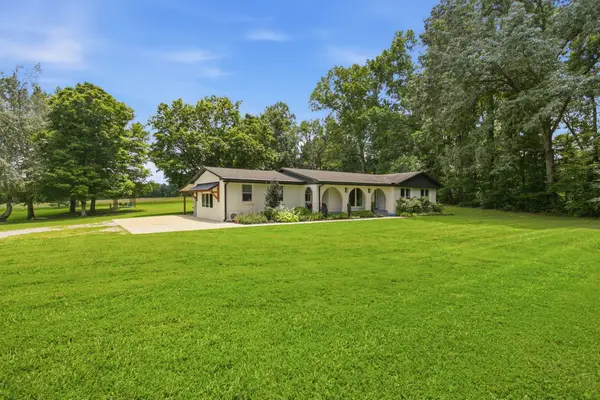 1878 Trace Creek Rd, Hohenwald, TN 38462