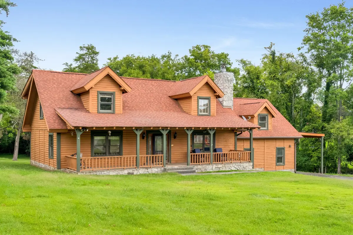 1201 Dickerson Bay Dr, Gallatin, TN 37066 - #1