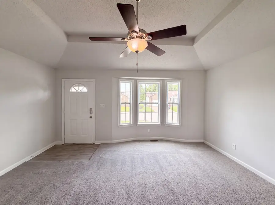 234 Grassmire Dr, Clarksville, TN 37042 - #3