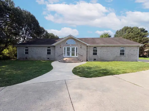 807 W Thompson Ln, Murfreesboro, TN 37129