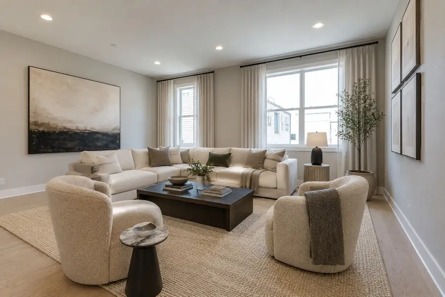 656 Hamilton Ave, Nashville, TN 37203 - #3