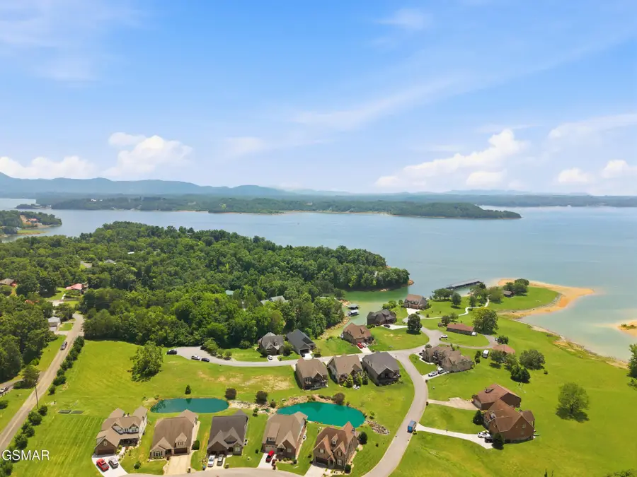 705 Waters Edge, Dandridge, TN 37725 - #2