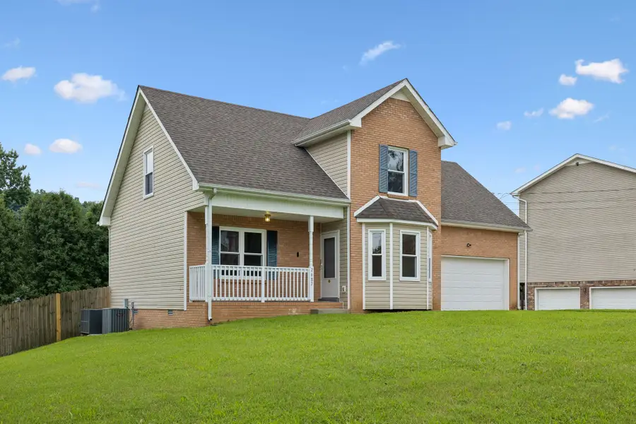 2687 Blue Willow Ct, Clarksville, TN 37042 - #3