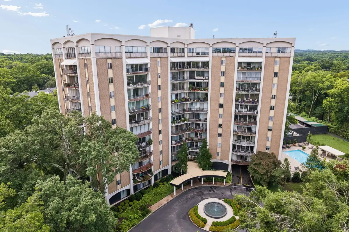 4215 Harding Pike #704, Nashville, TN 37205 - #1