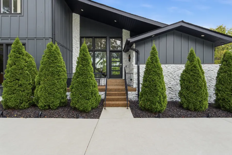 207 Bluegrass Dr, Hendersonville, TN 37075 - #2