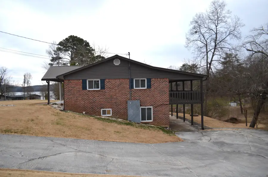 218 Lakeshore Court, Spring City, TN 37381 - #2