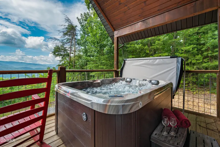 1876 Natures Lane, Sevierville, TN 37862 - #2