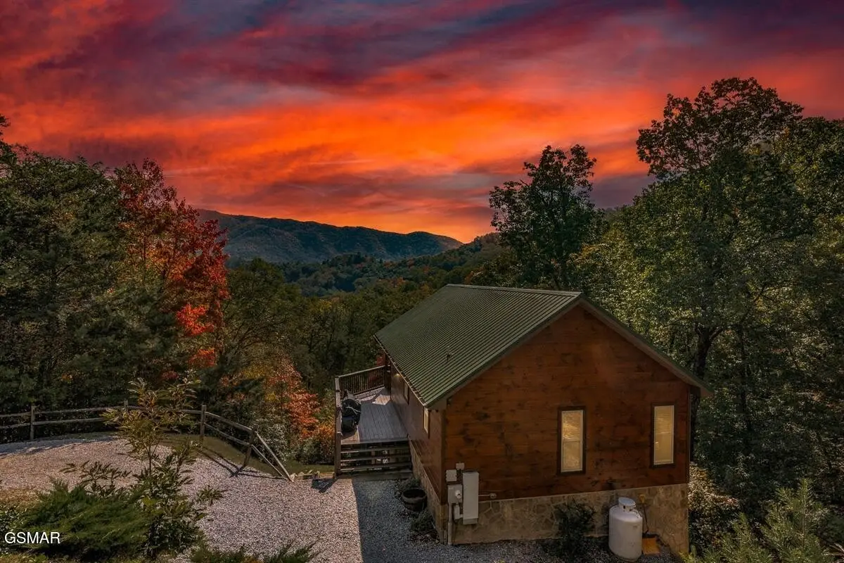 4235 Round Top Way, Sevierville, TN 37862 - #1