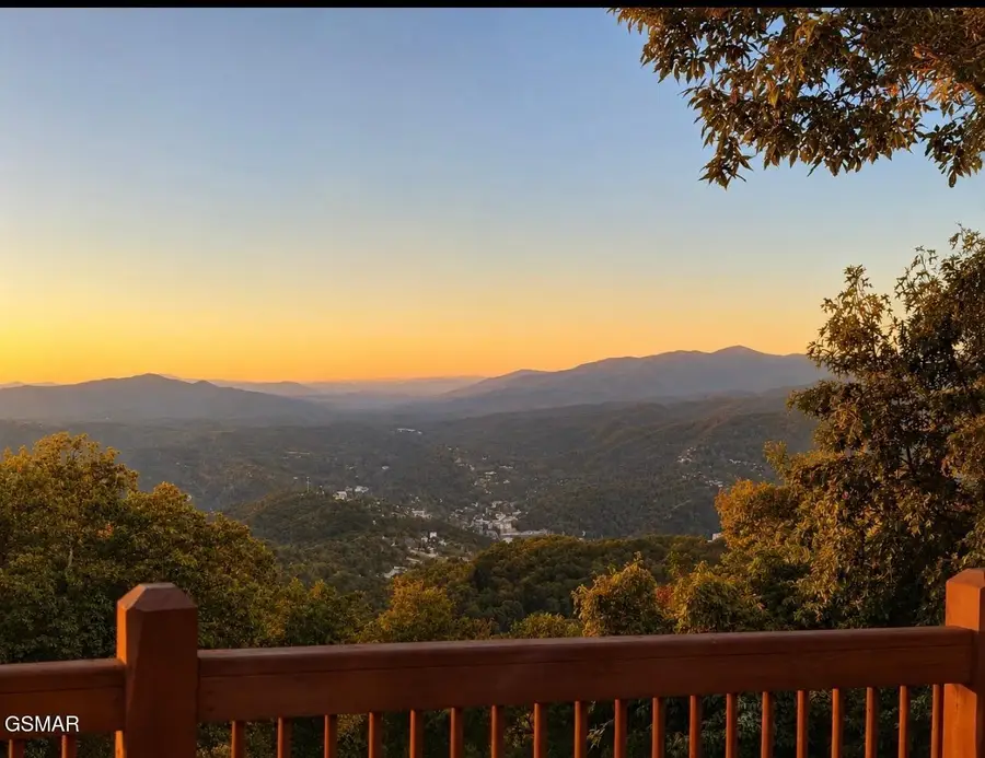 1274 Bear Cub Way, Gatlinburg, TN 37738 - #2