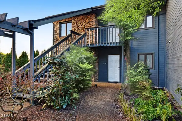 3621 Householder Street #APT 6, Pigeon Forge, TN 37863