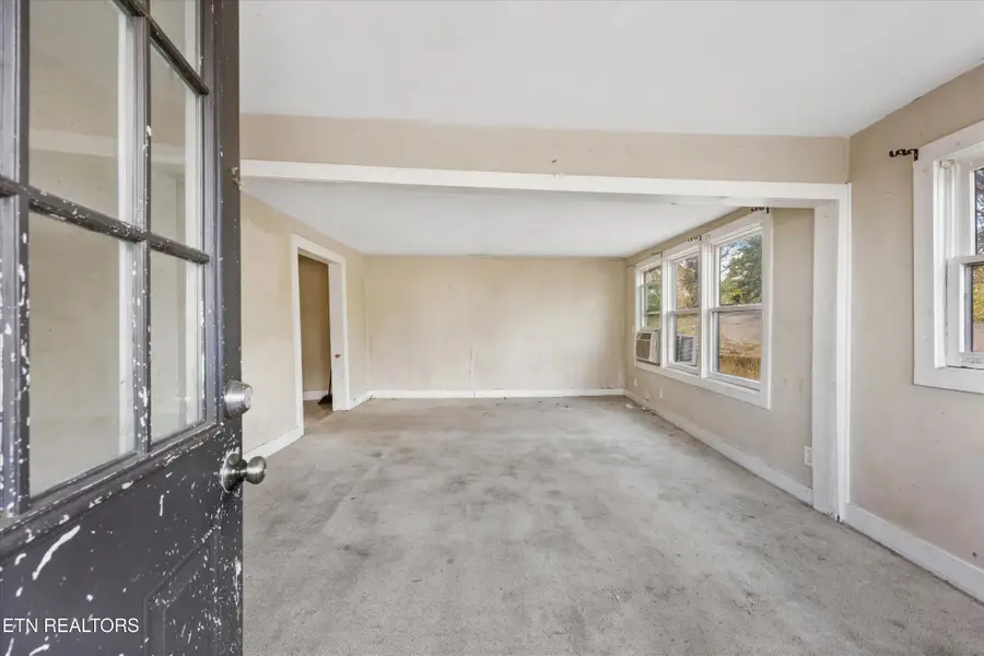 1080 Baker Ave, Knoxville, TN 37920 - #3