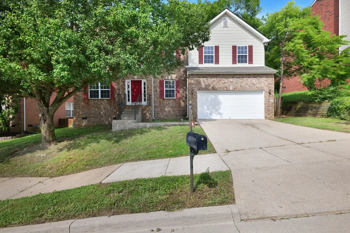 4060 Barnes Cove Dr, Antioch, TN 37013 - #1