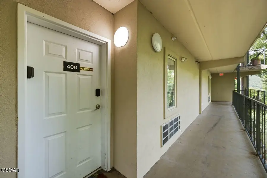 413 Baskins Creek Road #UNIT 406, Gatlinburg, TN 37738 - #3