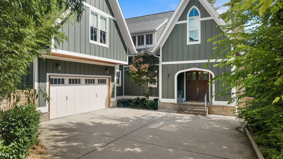 1422 Clifton Ln, Nashville, TN 37215 - #1