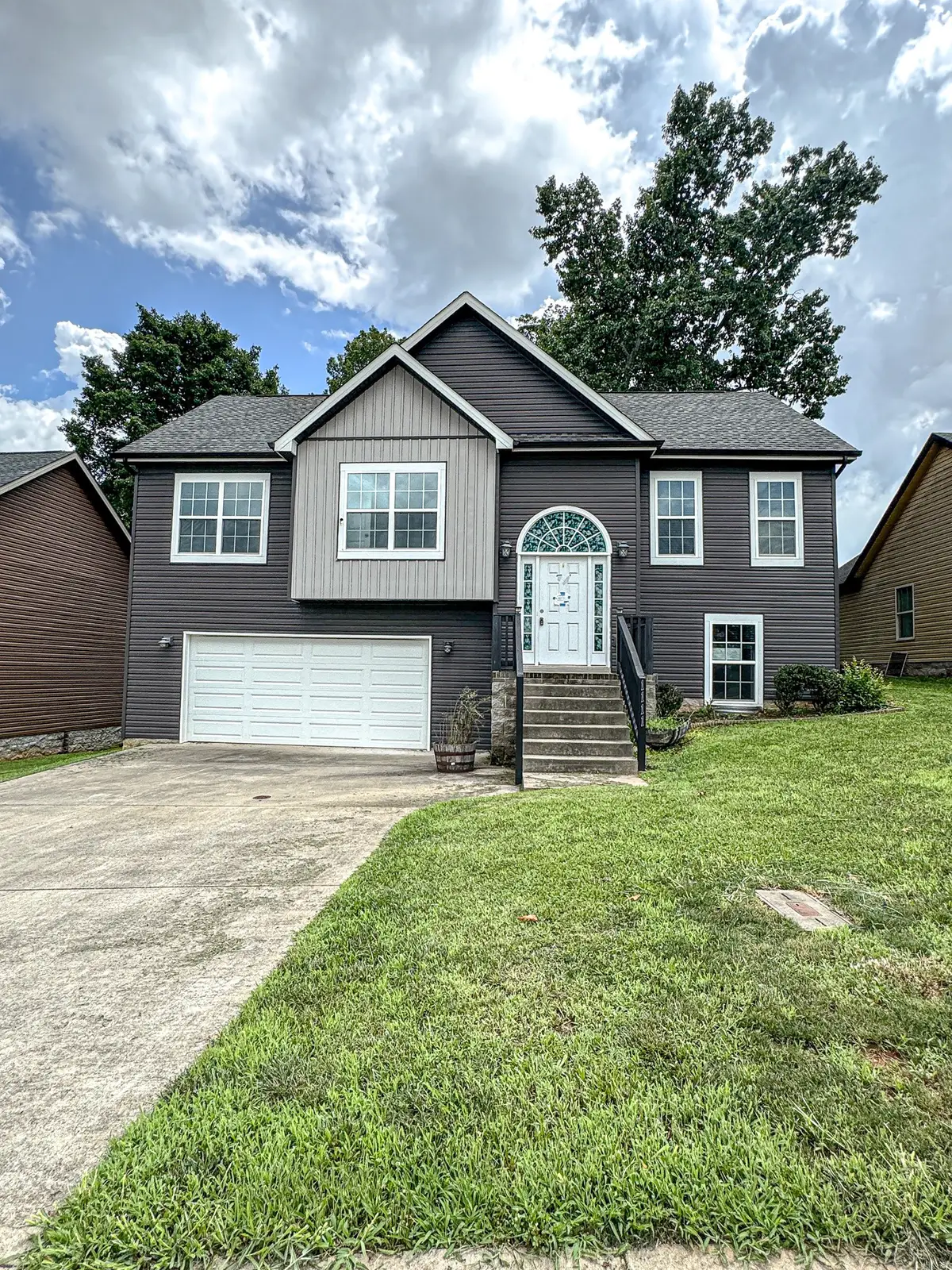 1111 Fuji Ln, Clarksville, TN 37040 - #1