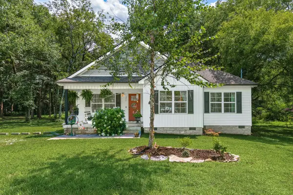 371 Holly Grove Rd, Lewisburg, TN 37091