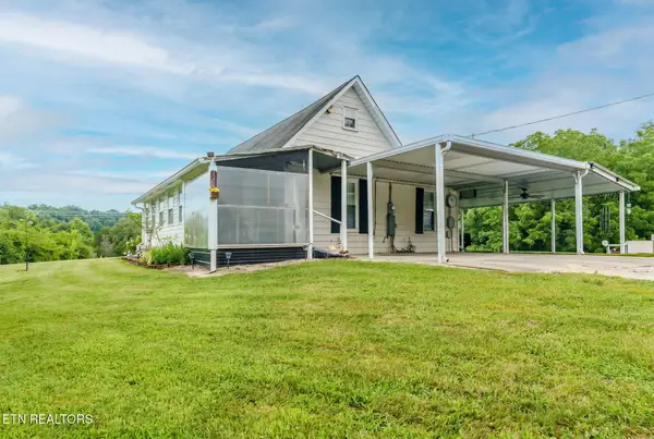 1208 Bales Rd, Knoxville, TN 37914