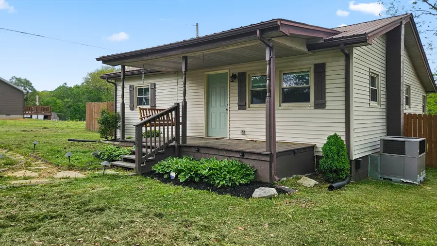 4390 S Bunker Hill Rd, Cookeville, TN 38506 - #2