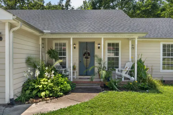 6836 Primm Springs Rd, Lyles, TN 37098