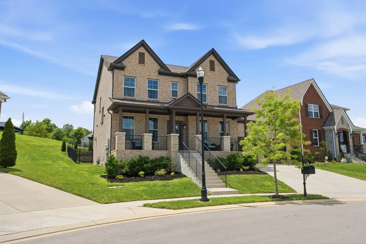 819 Ryecroft Ln, Franklin, TN 37064 - #1