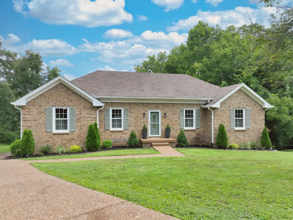 1421 Forest Side Ct, Nashville, TN 37221 - #1