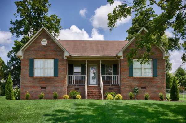 539 Old Highway 31, Prospect, TN 38477