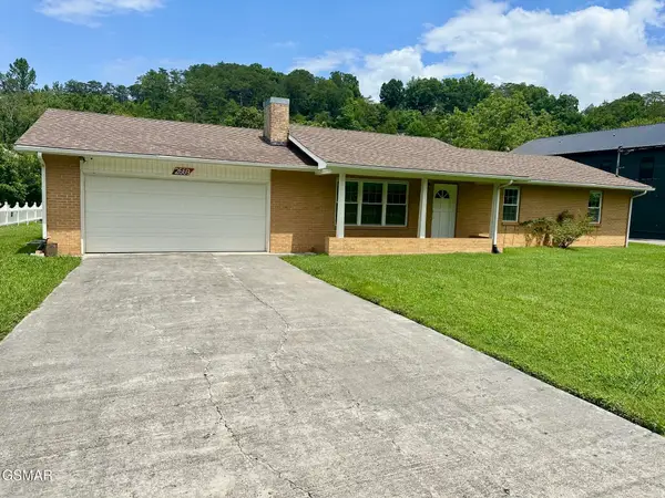 2669 High Valley Drive, Pigeon Forge, TN 37863