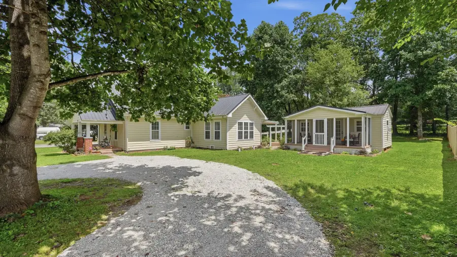 801 S High St, Winchester, TN 37398 - #2