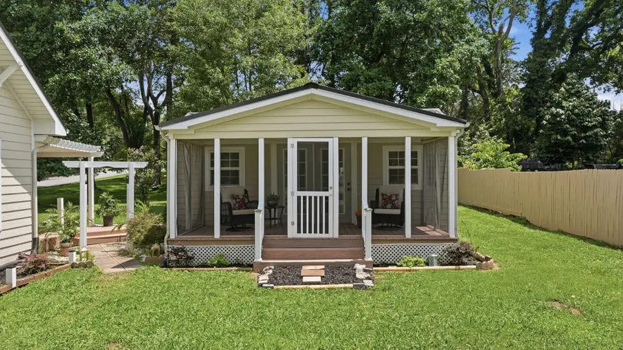 801 S High St, Winchester, TN 37398 - #3
