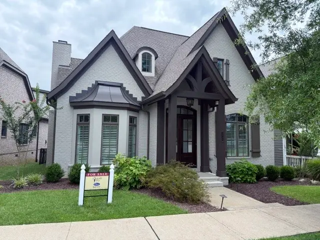 3805 Somers Ln, Thompsons Station, TN 37179 - #1