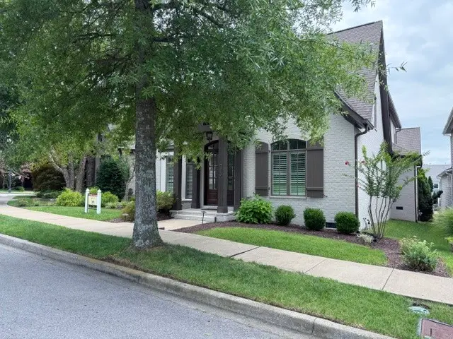 3805 Somers Ln, Thompsons Station, TN 37179 - #2