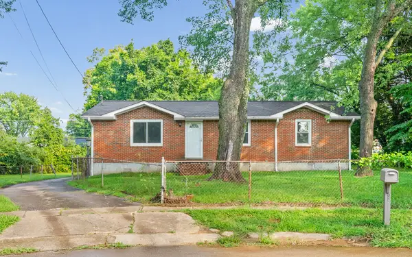 1406 Arden Pl, Hopkinsville, KY 42240