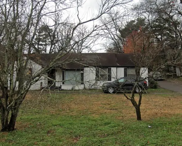 288 Lawndale Dr, Nashville, TN 37211